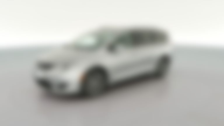 2018 Chrysler Pacifica vehicle photo