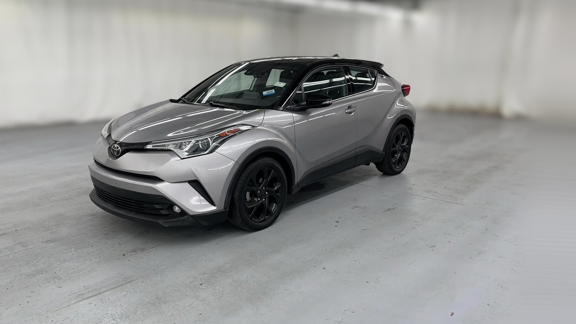 2019 Toyota C-HR vehicle photo