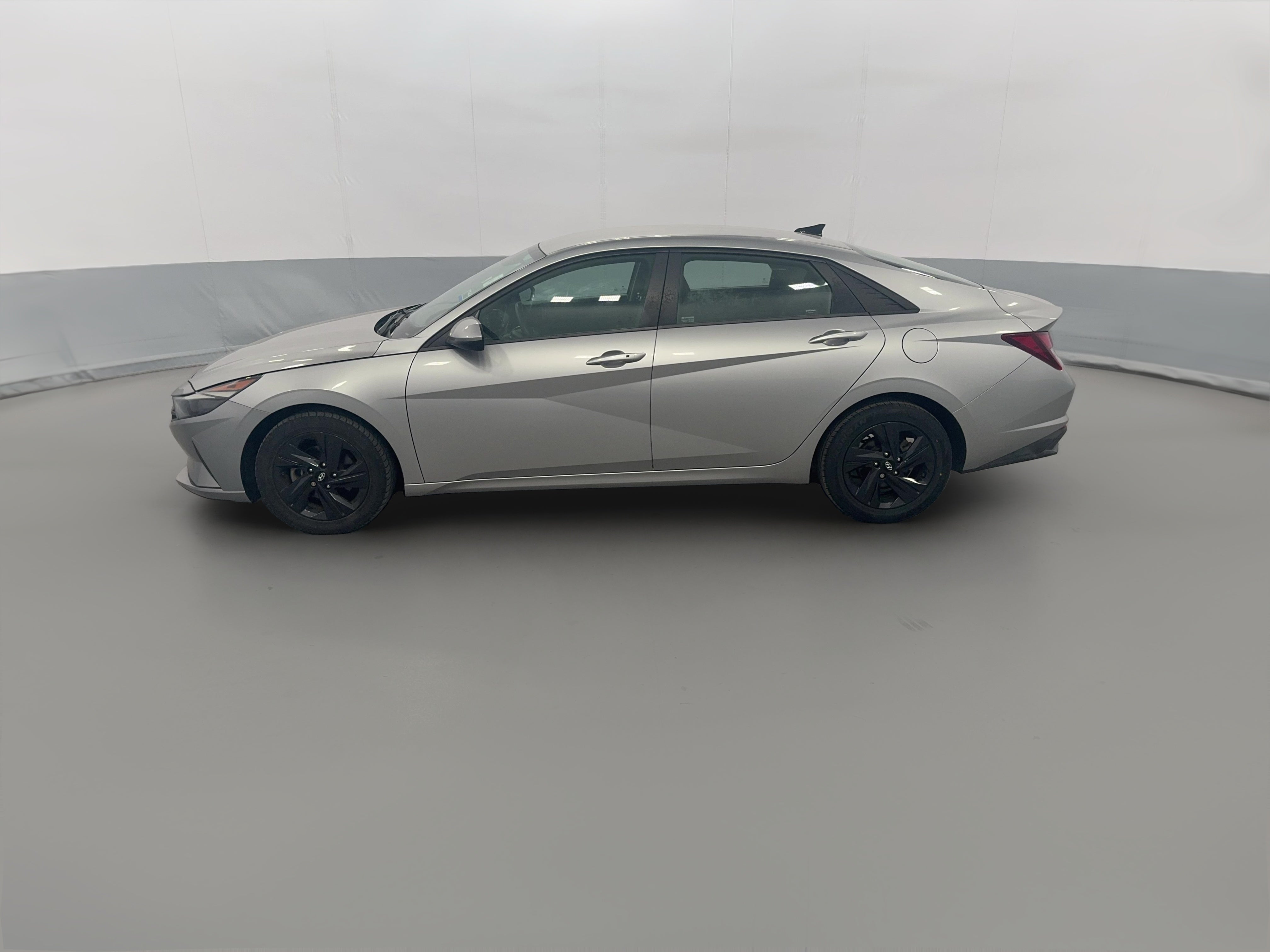 2022 Hyundai Elantra SEL - Photo 25