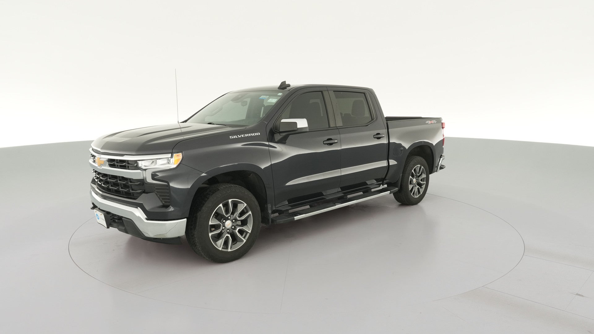2023 Chevrolet Silverado 1500 Crew Cab vehicle photo