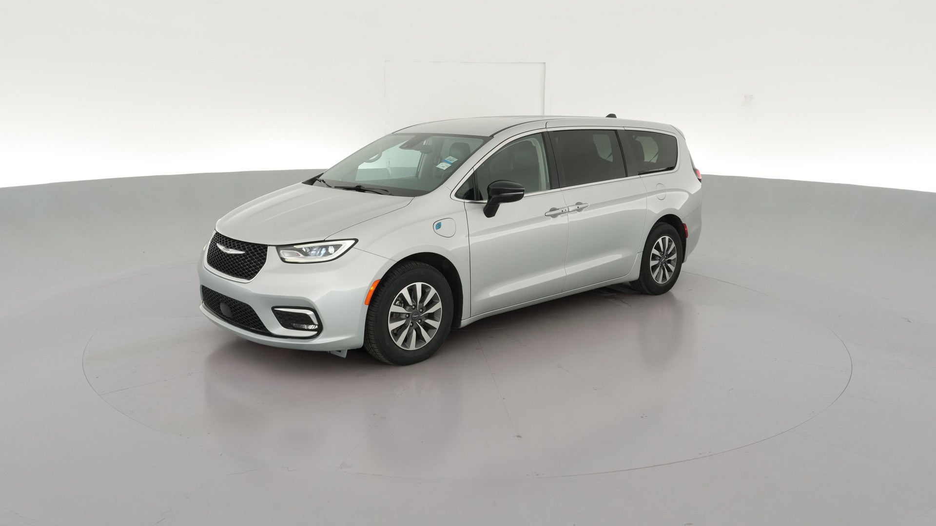 2024 Chrysler Pacifica Hybrid vehicle photo