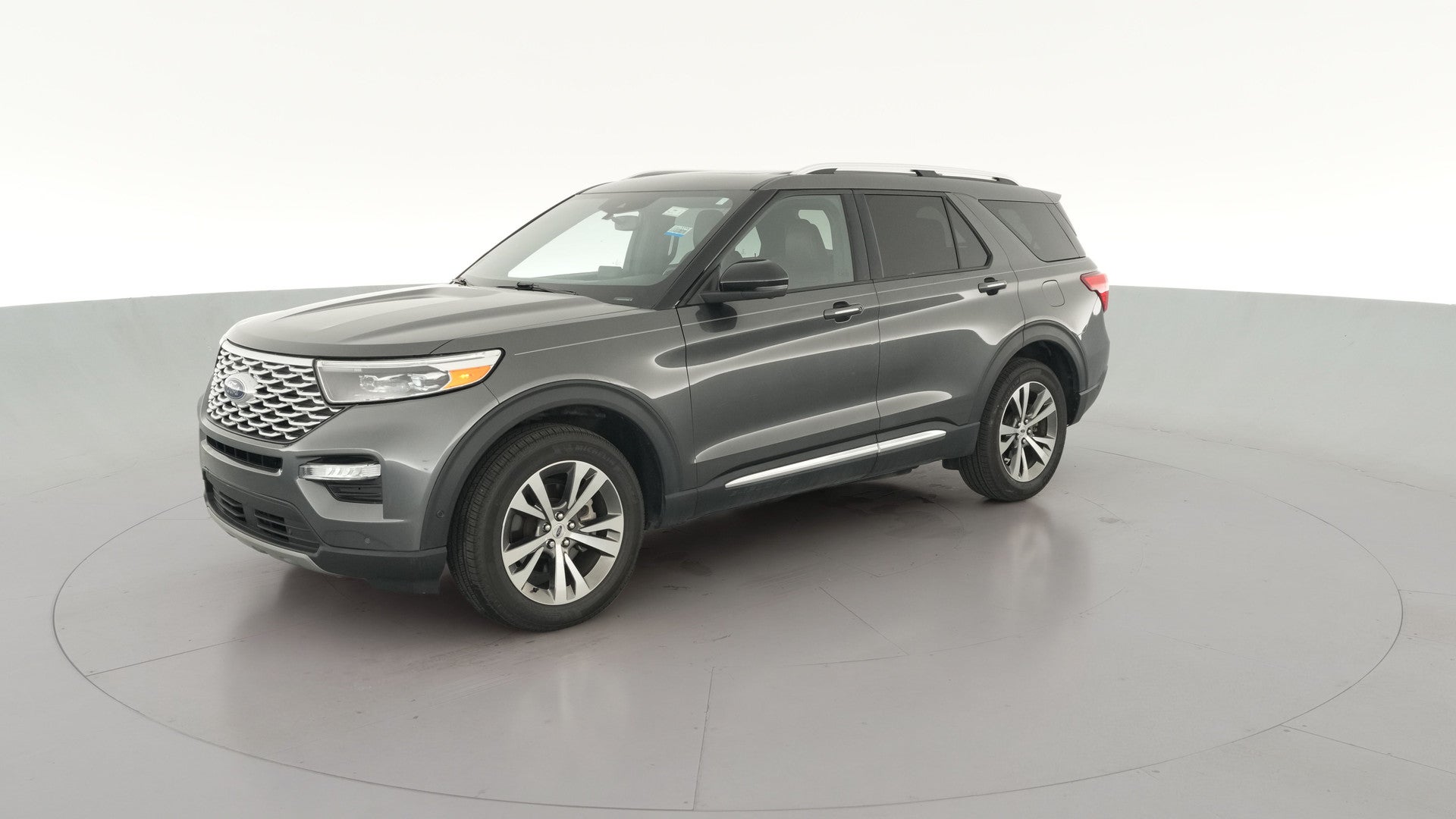 2020 Ford Explorer vehicle photo