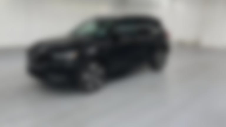 2026 Volvo XC40 vehicle photo