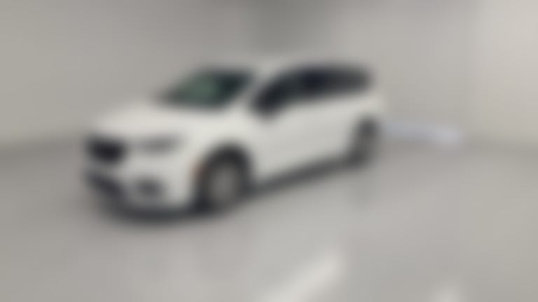 2024 Chrysler Pacifica vehicle photo