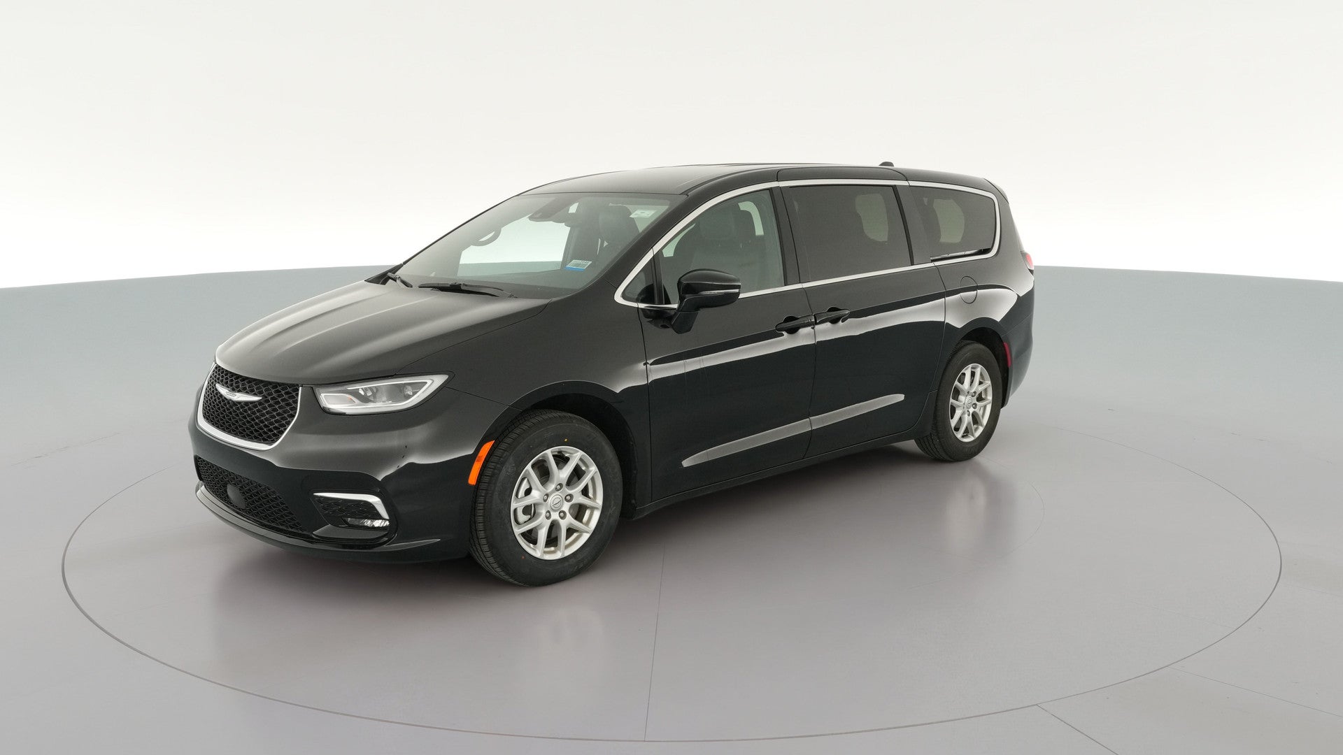 2025 Chrysler Pacifica vehicle photo