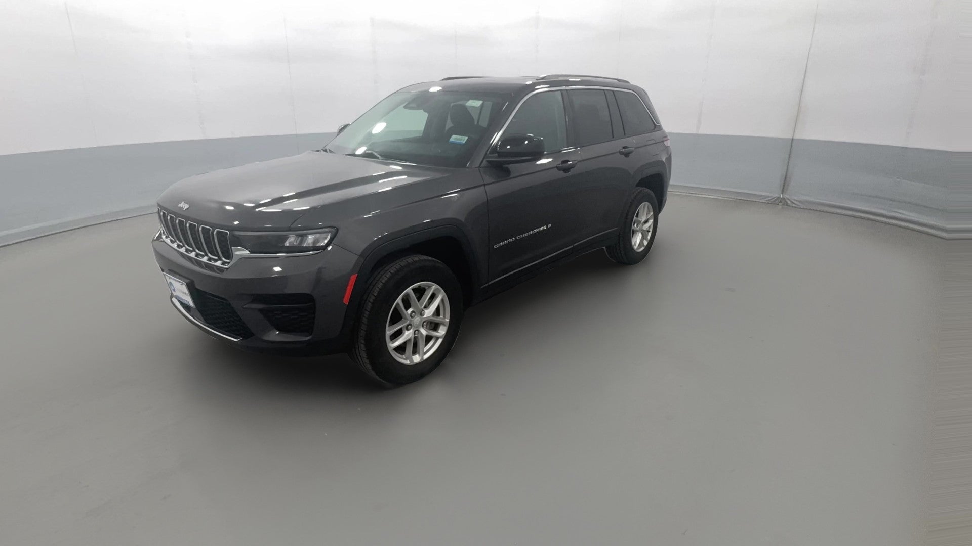 2023 Jeep Grand Cherokee vehicle photo