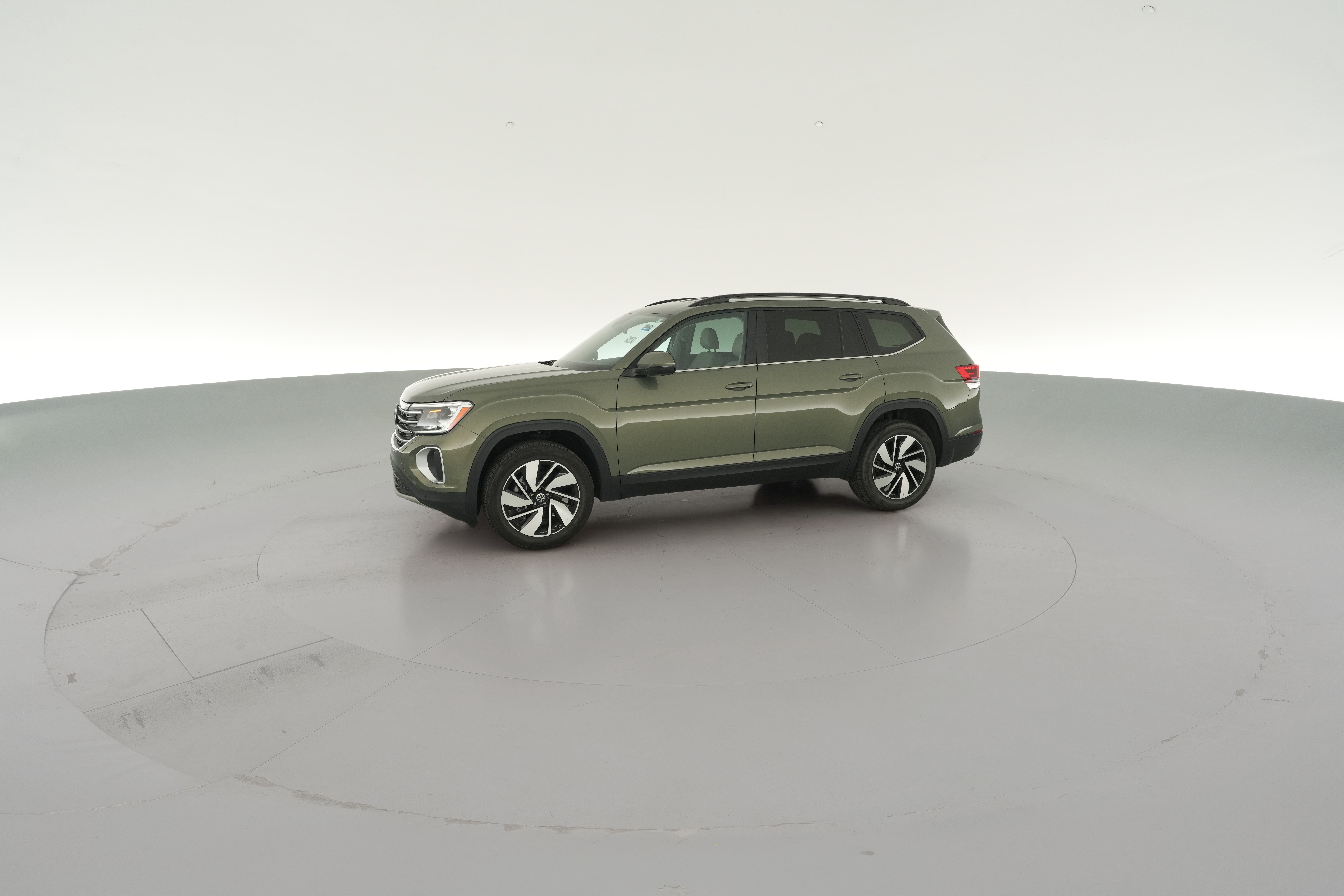 2026 Volkswagen Atlas SE w/Tech - Photo 28