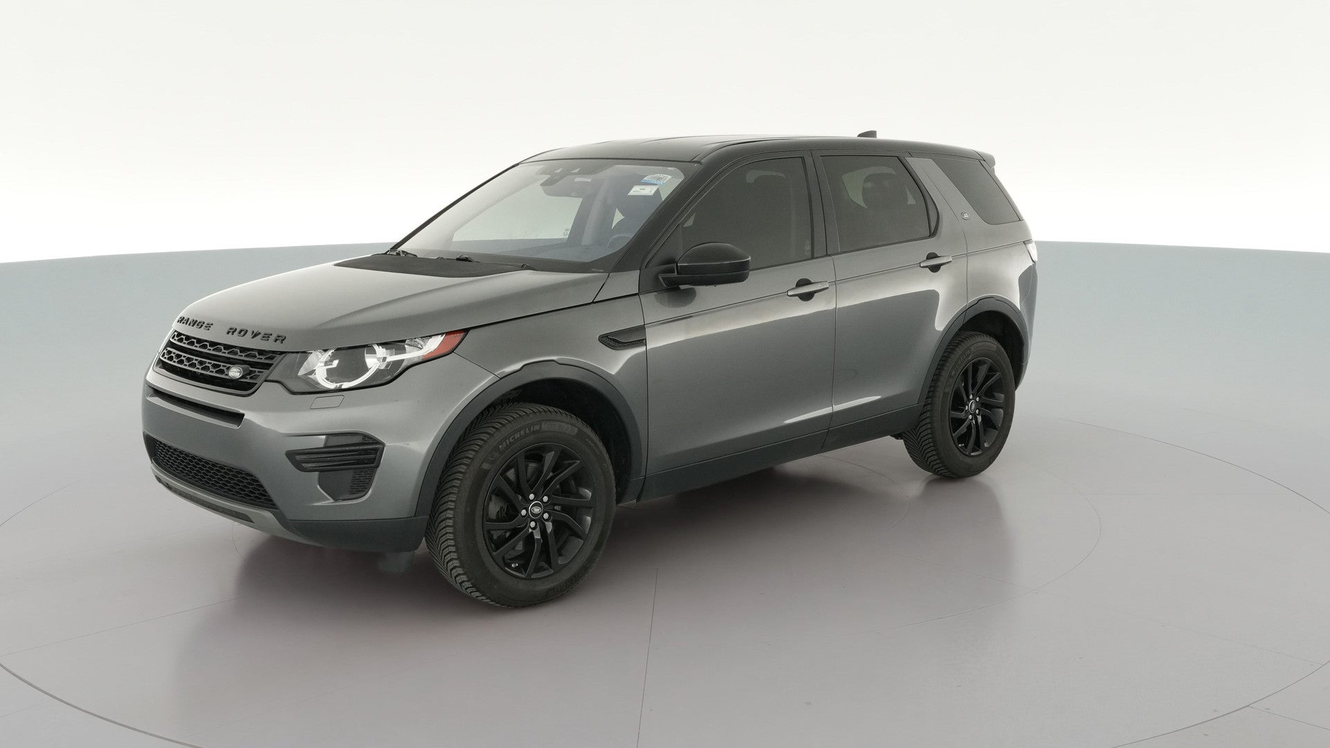 2019 Land Rover Discovery Sport vehicle photo