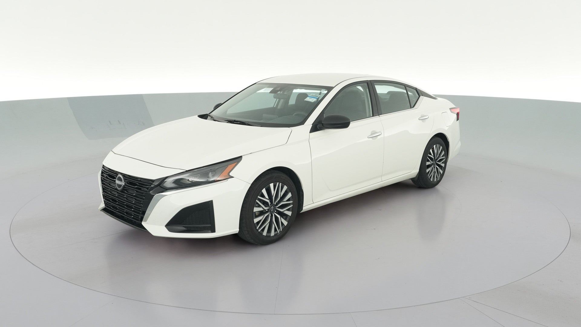 2025 Nissan Altima vehicle photo