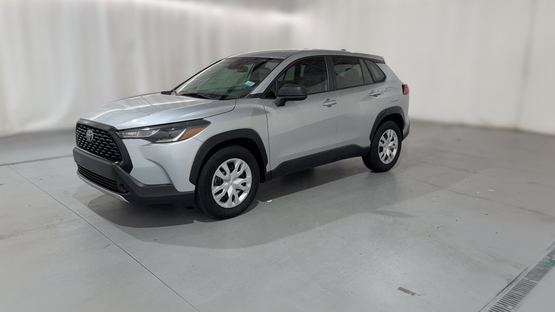 2022 Toyota Corolla Cross vehicle photo