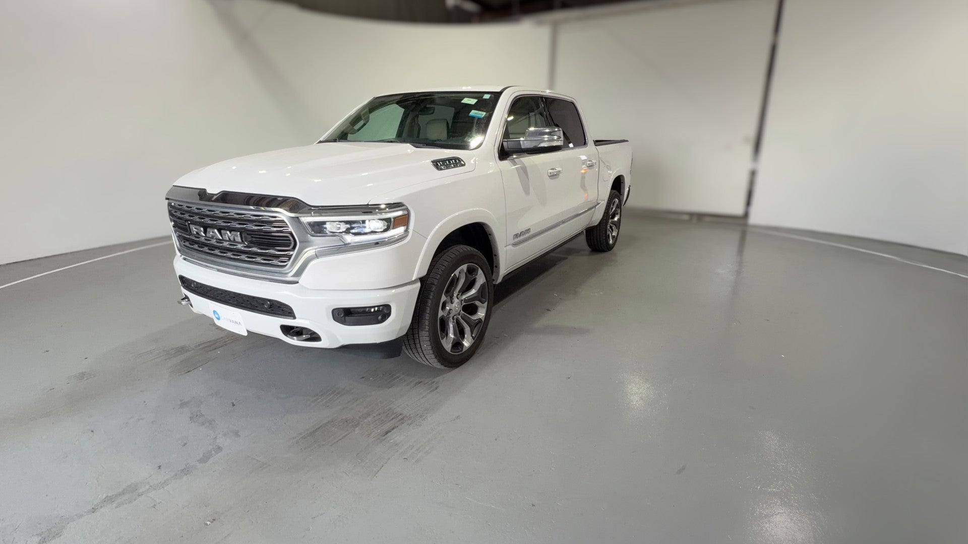 2019 Ram 1500 Crew Cab vehicle photo