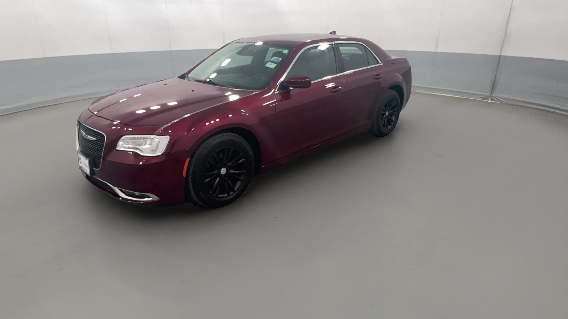 2017 Chrysler 300 vehicle photo
