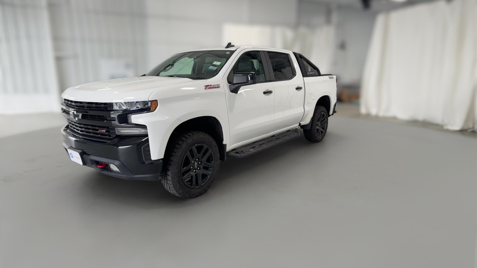 2021 Chevrolet Silverado 1500 Crew Cab vehicle photo