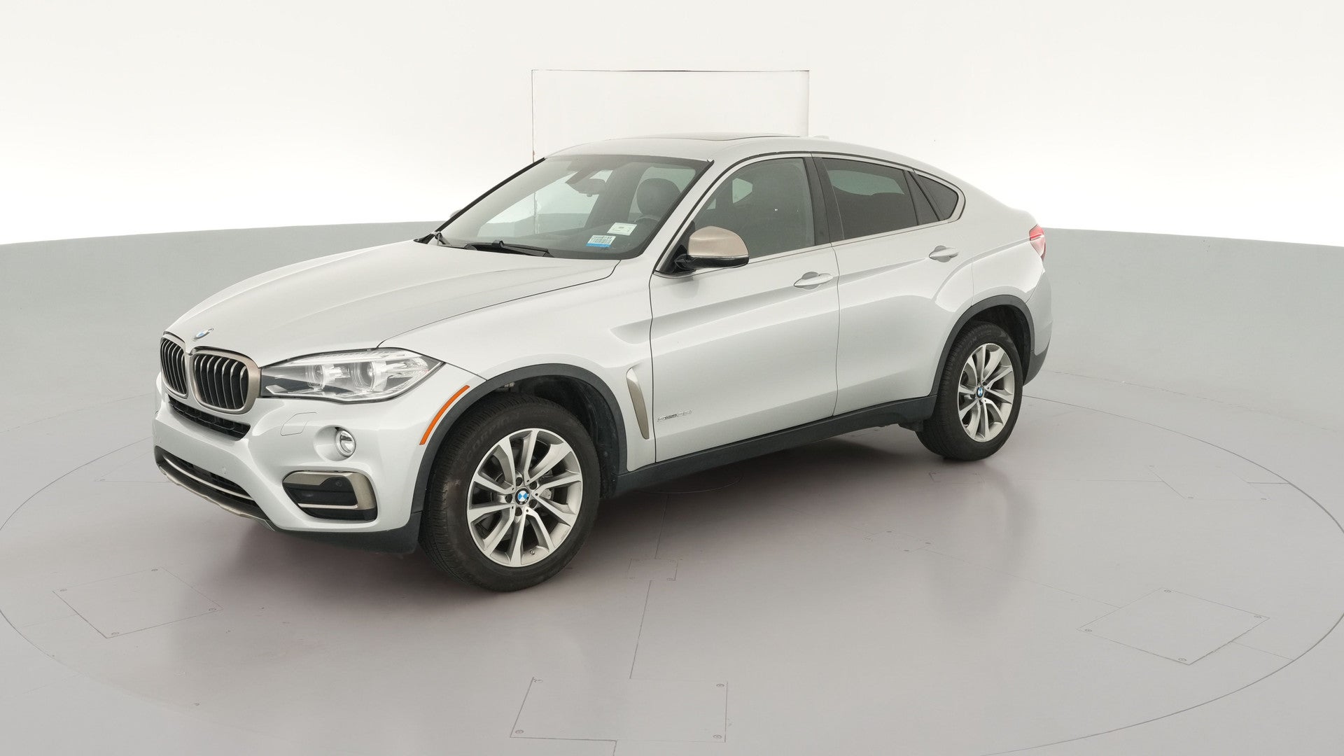 2017 BMW X6 vehicle photo