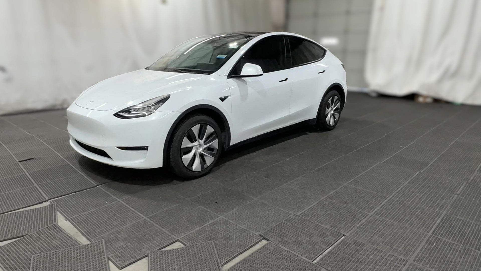 2022 Tesla Model Y vehicle photo