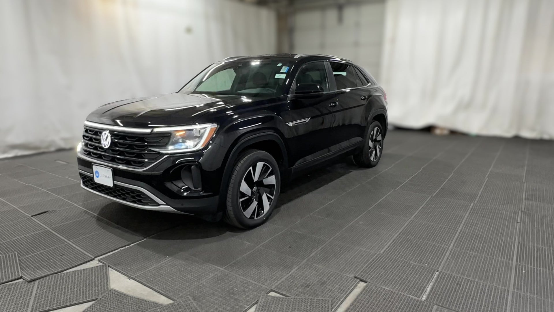 2025 Volkswagen Atlas Cross Sport vehicle photo