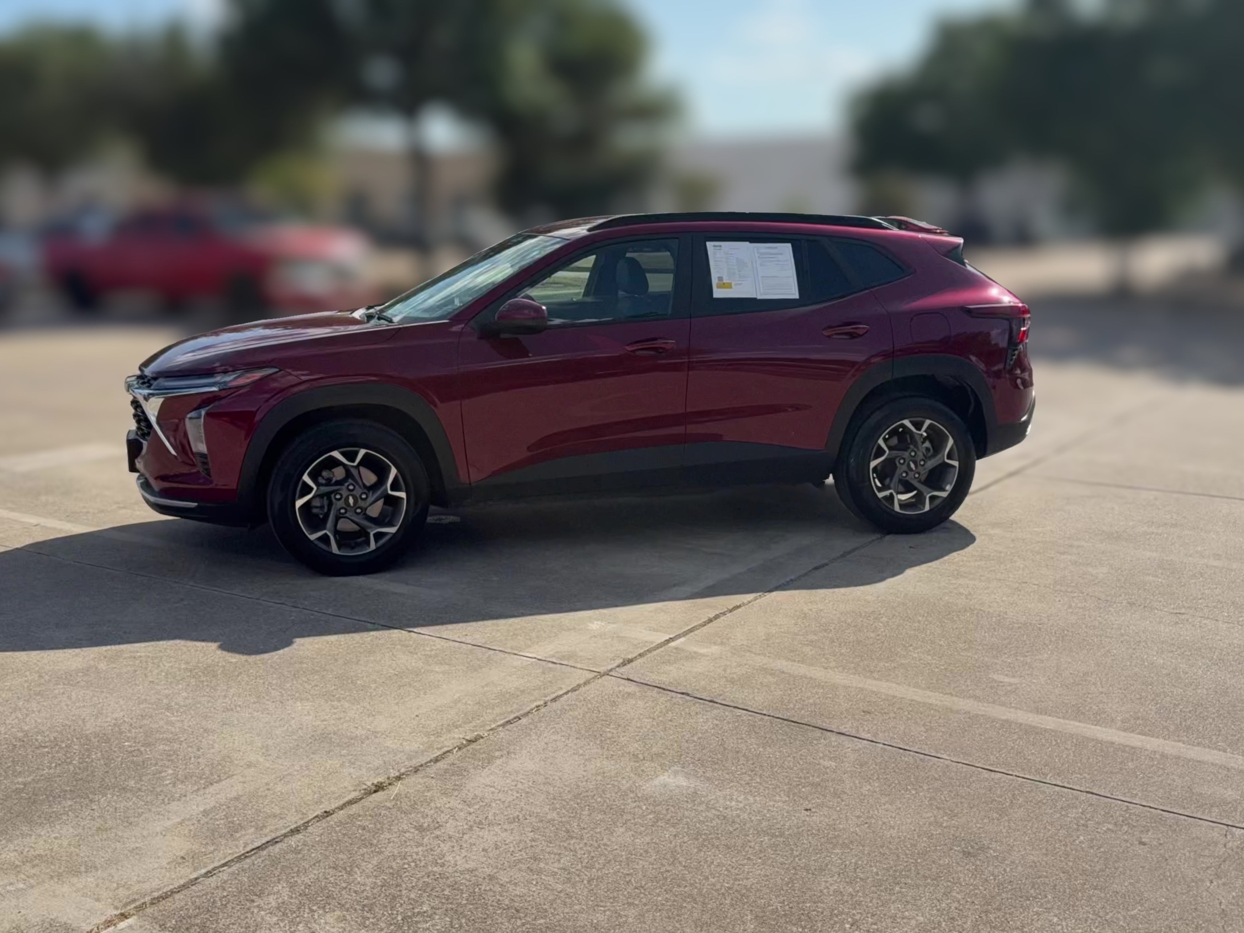 2025 Chevrolet Trax LT - Photo 21