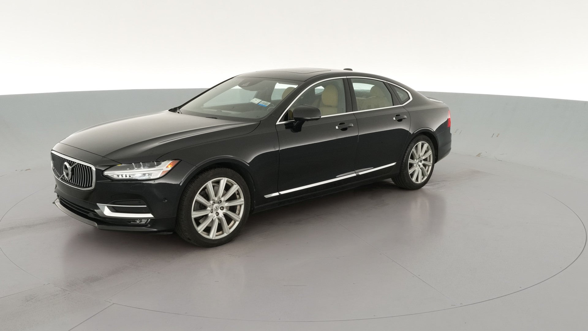 2017 Volvo S90 vehicle photo