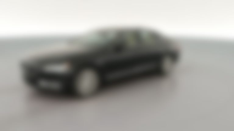 2017 Volvo S90 vehicle photo