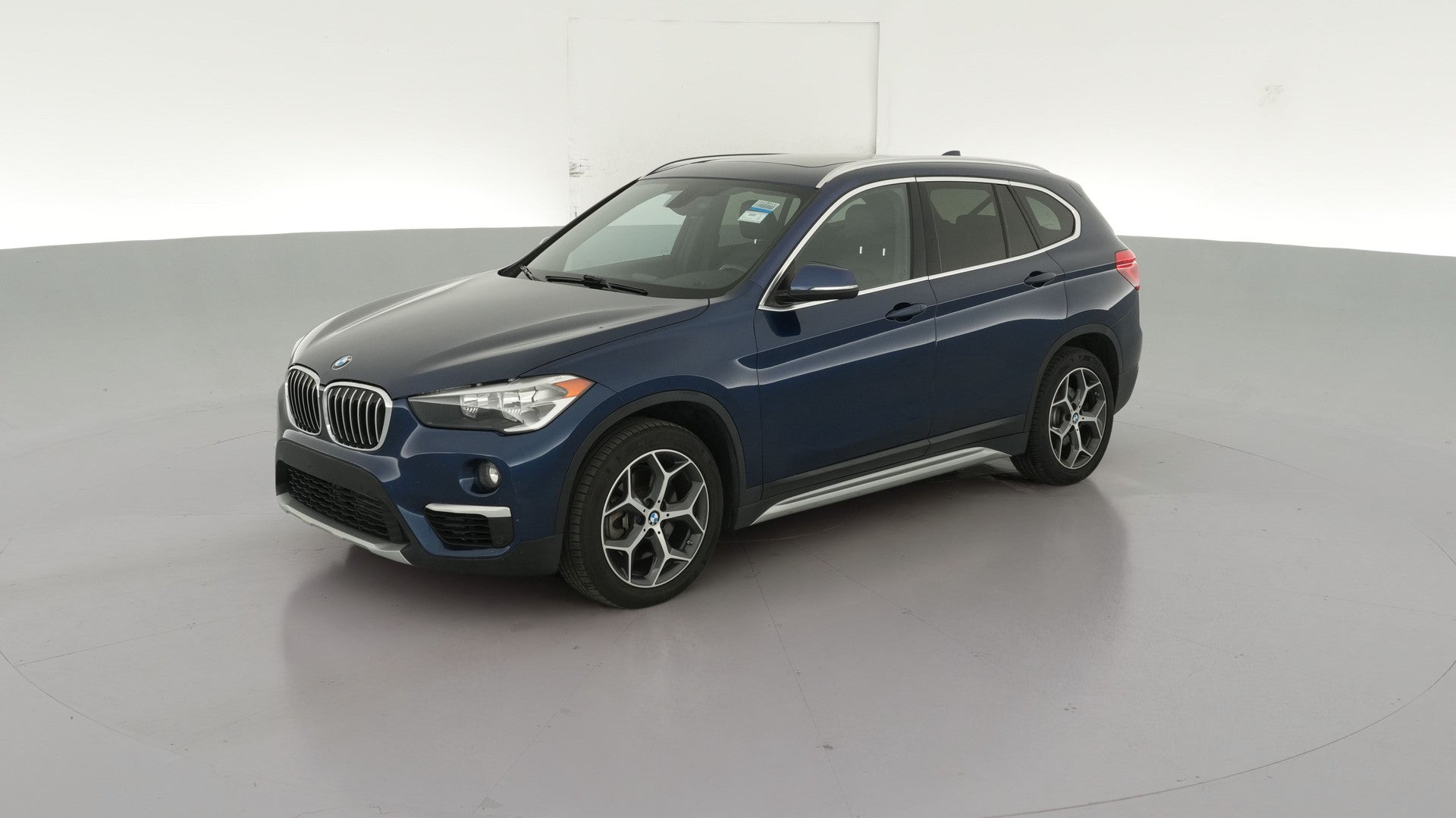 2018 BMW X1 vehicle photo