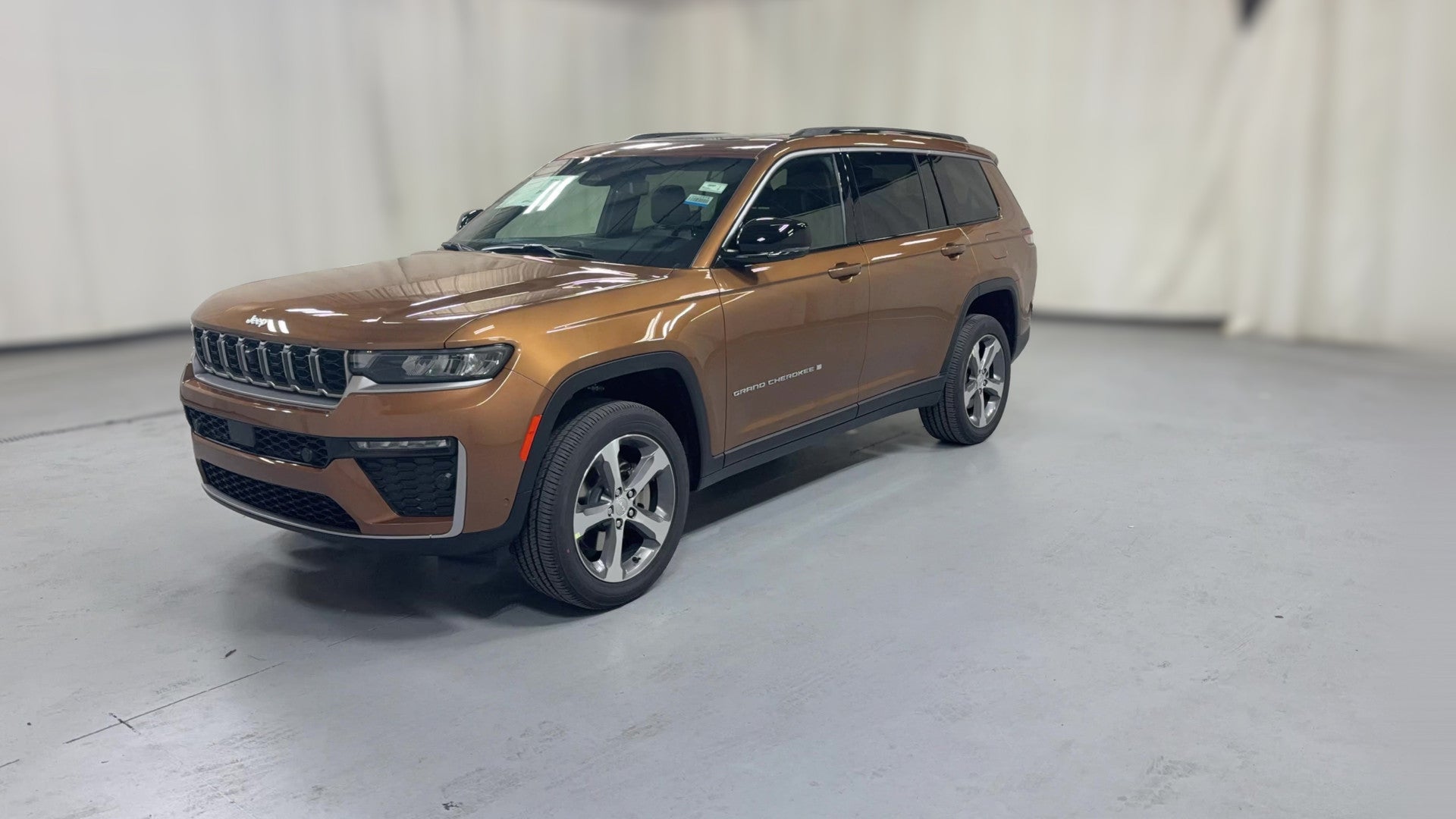 2026 Jeep Grand Cherokee L vehicle photo