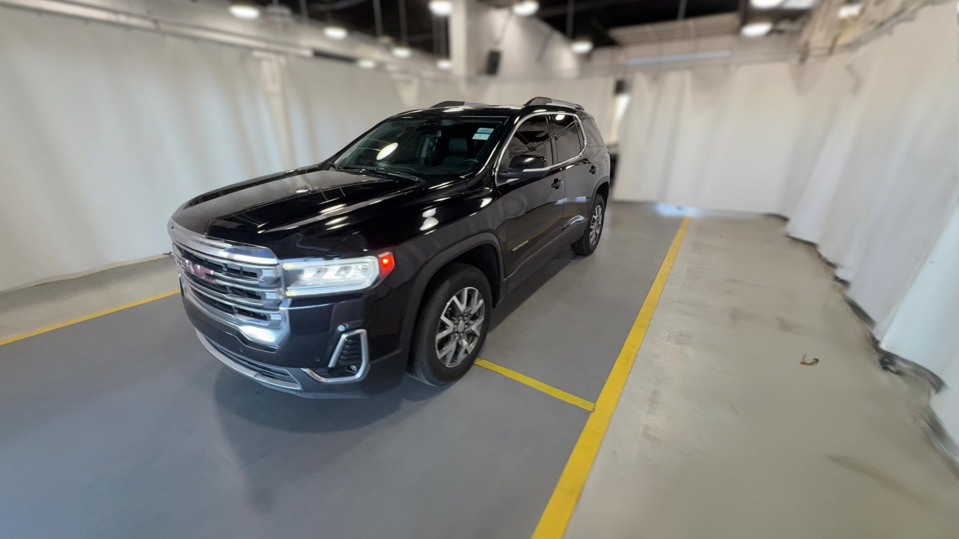 2023 GMC Acadia vehicle photo
