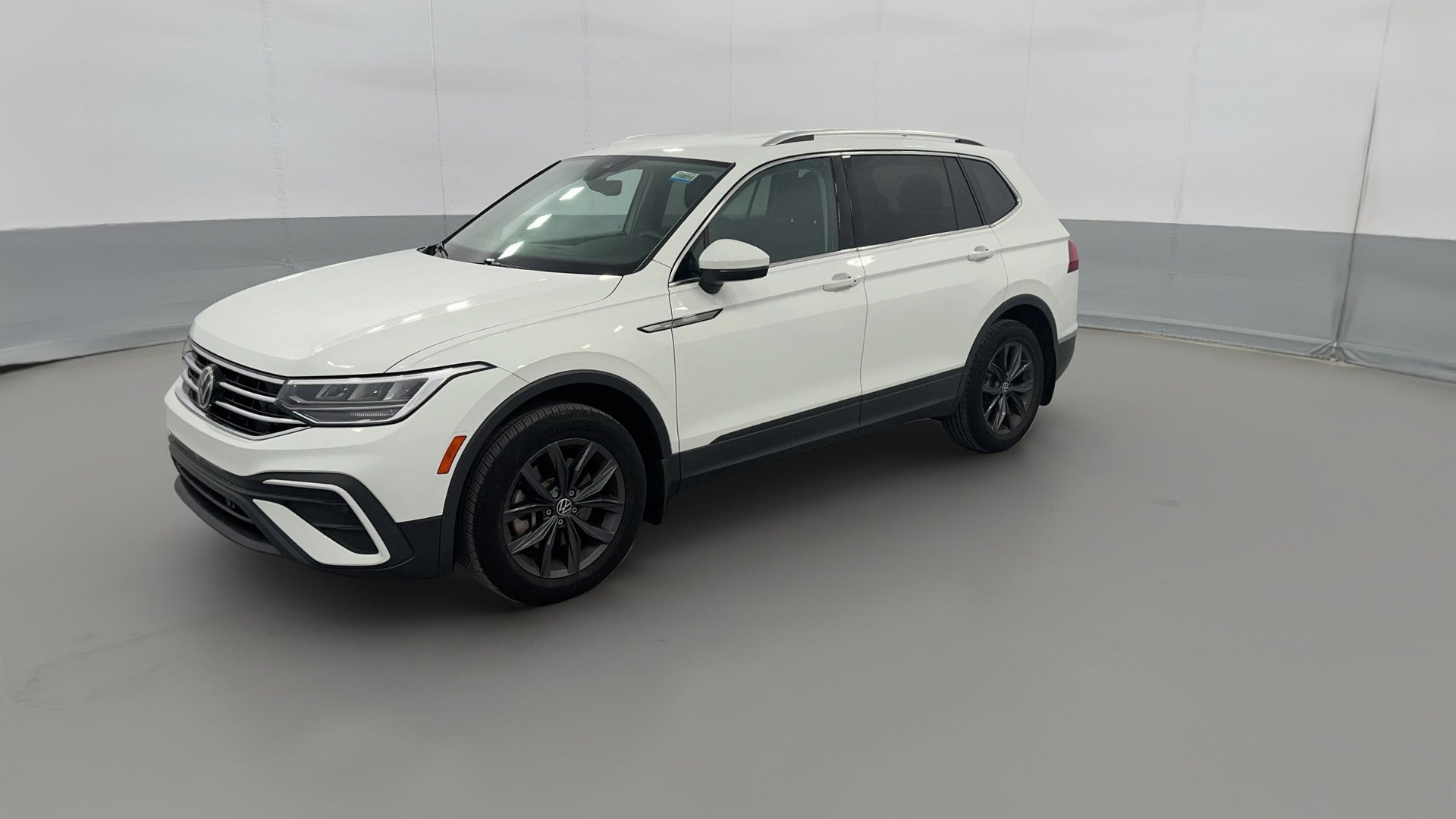 2022 Volkswagen Tiguan vehicle photo