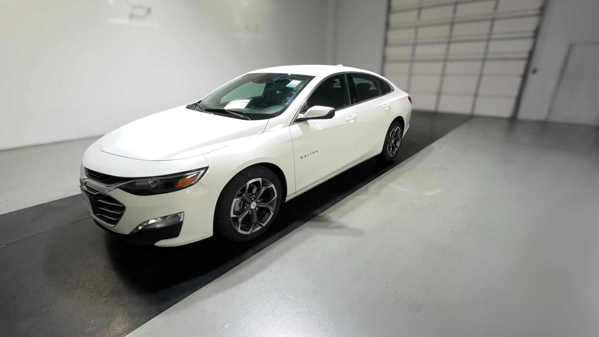2024 Chevrolet Malibu vehicle photo