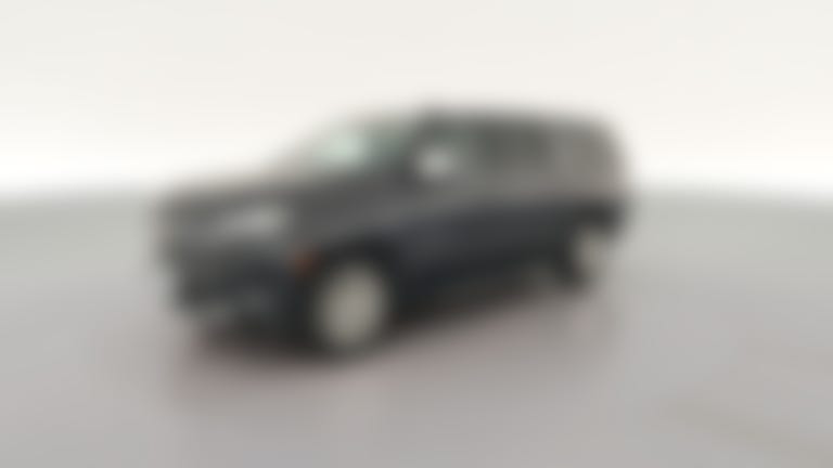 2022 Chevrolet Suburban vehicle photo