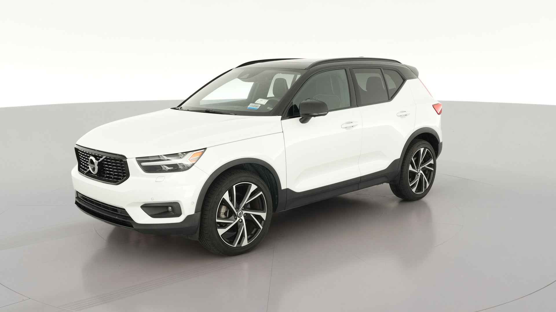 2020 Volvo XC40 vehicle photo