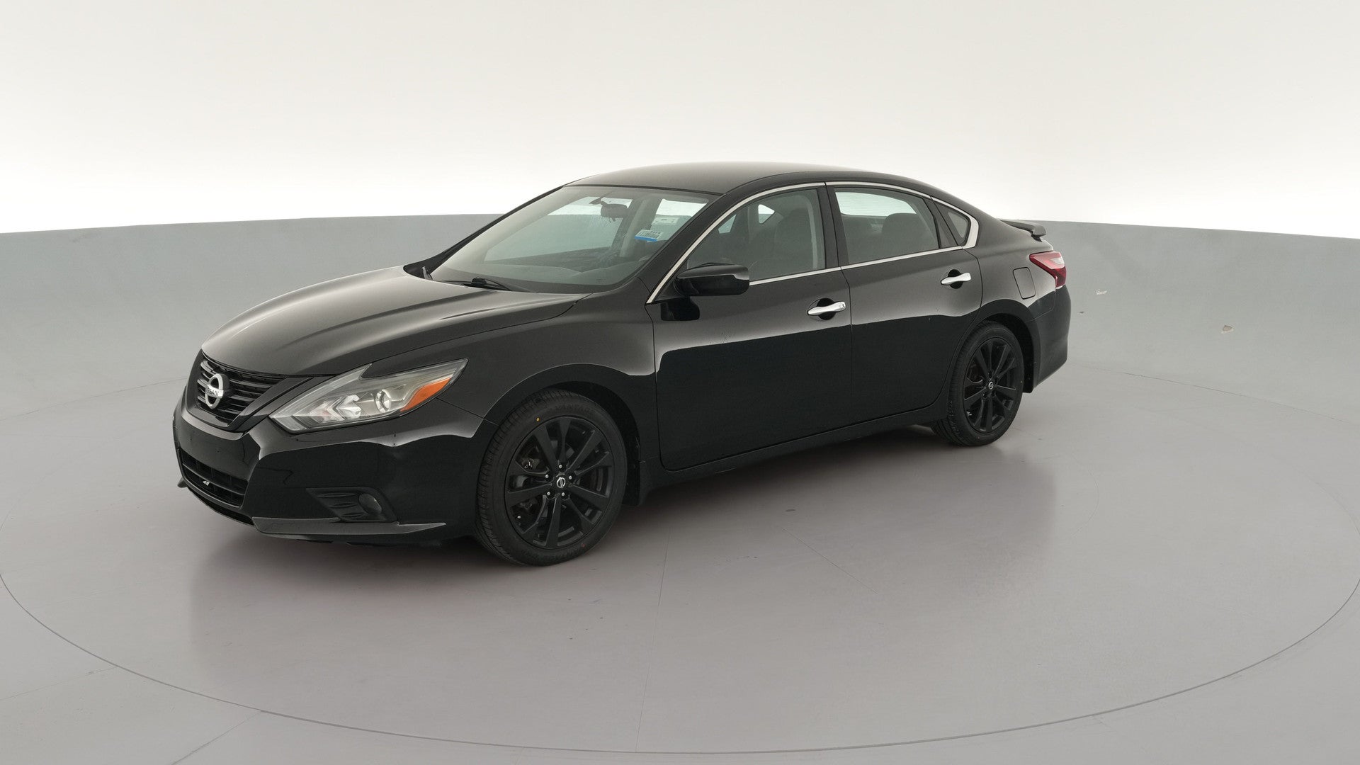 2018 Nissan Altima vehicle photo