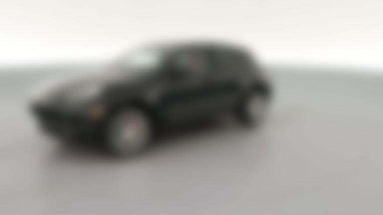 2017 Porsche Macan vehicle photo