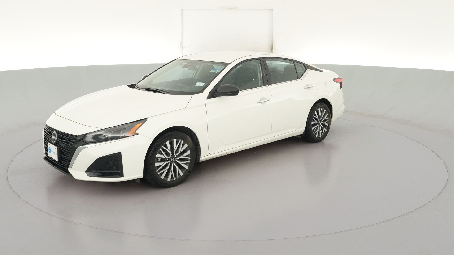 2025 Nissan Altima vehicle photo