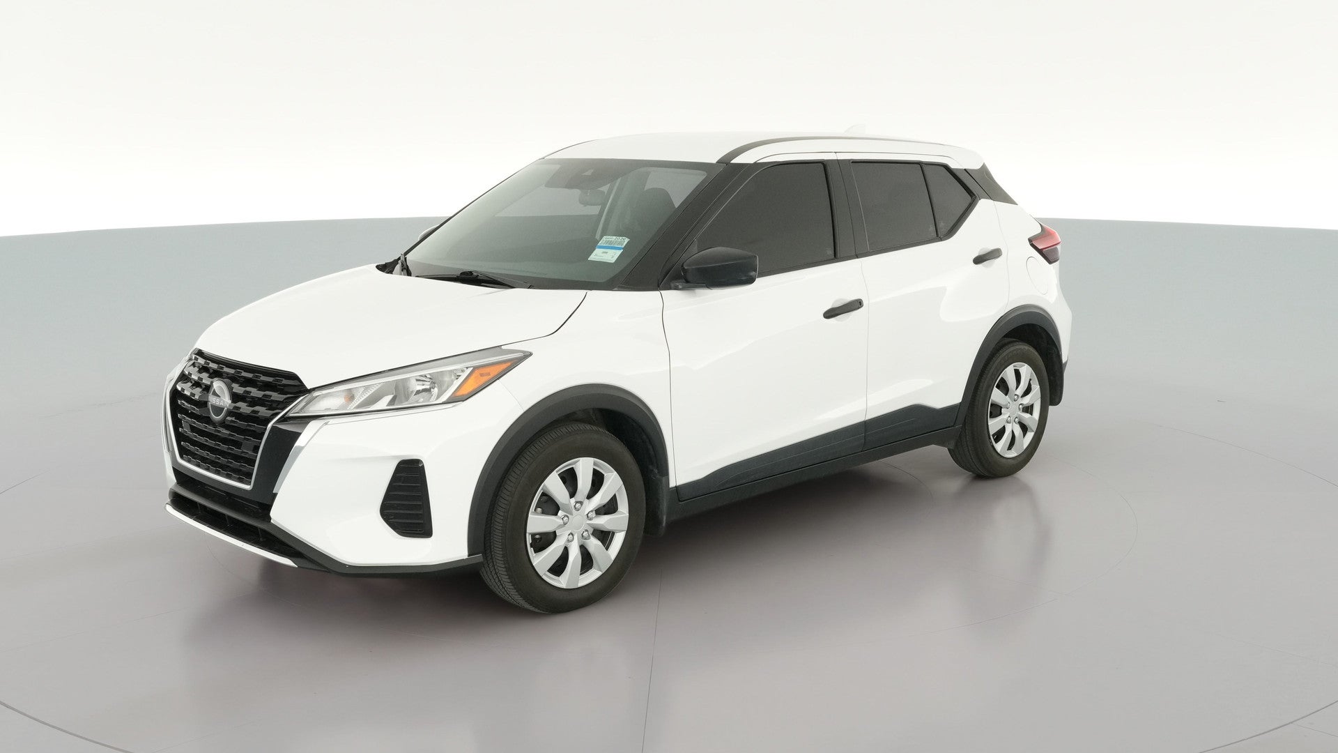 2024 Nissan Kicks vehicle photo