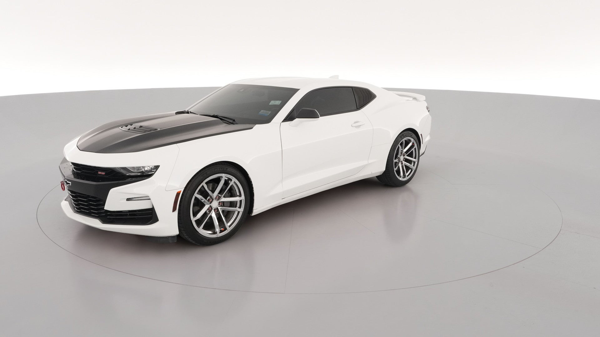 2019 Chevrolet Camaro vehicle photo