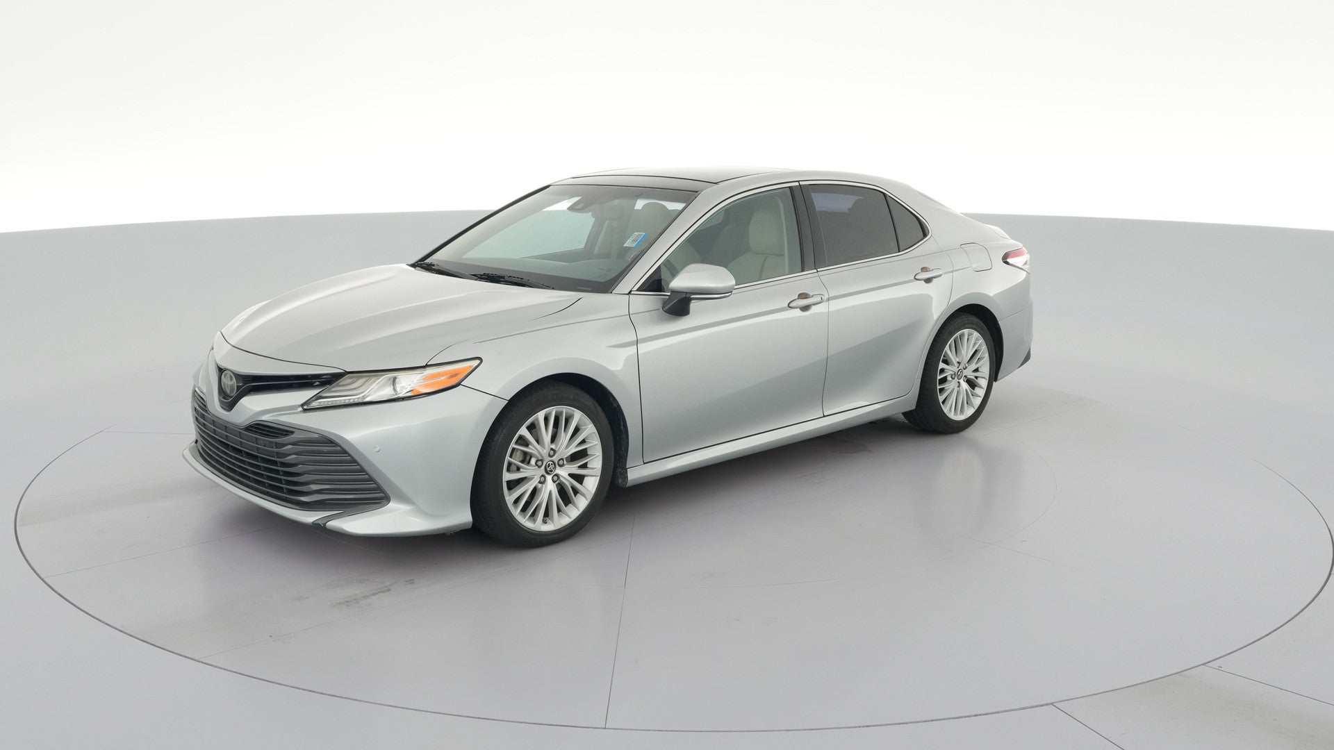 2018 Toyota Camry vehicle photo