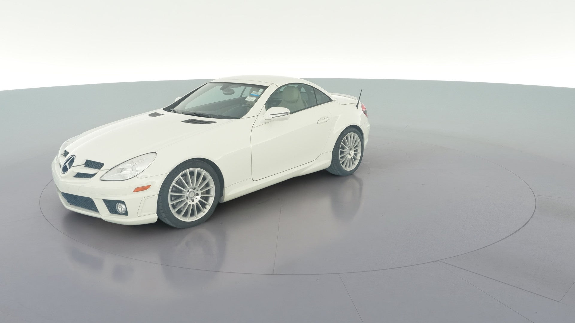 2010 Mercedes-Benz SLK-Class vehicle photo
