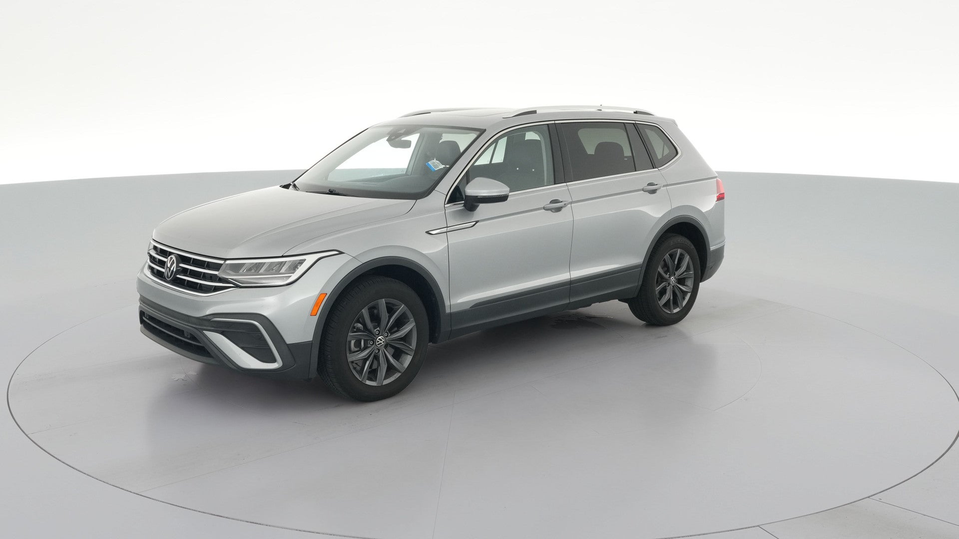 2024 Volkswagen Tiguan vehicle photo