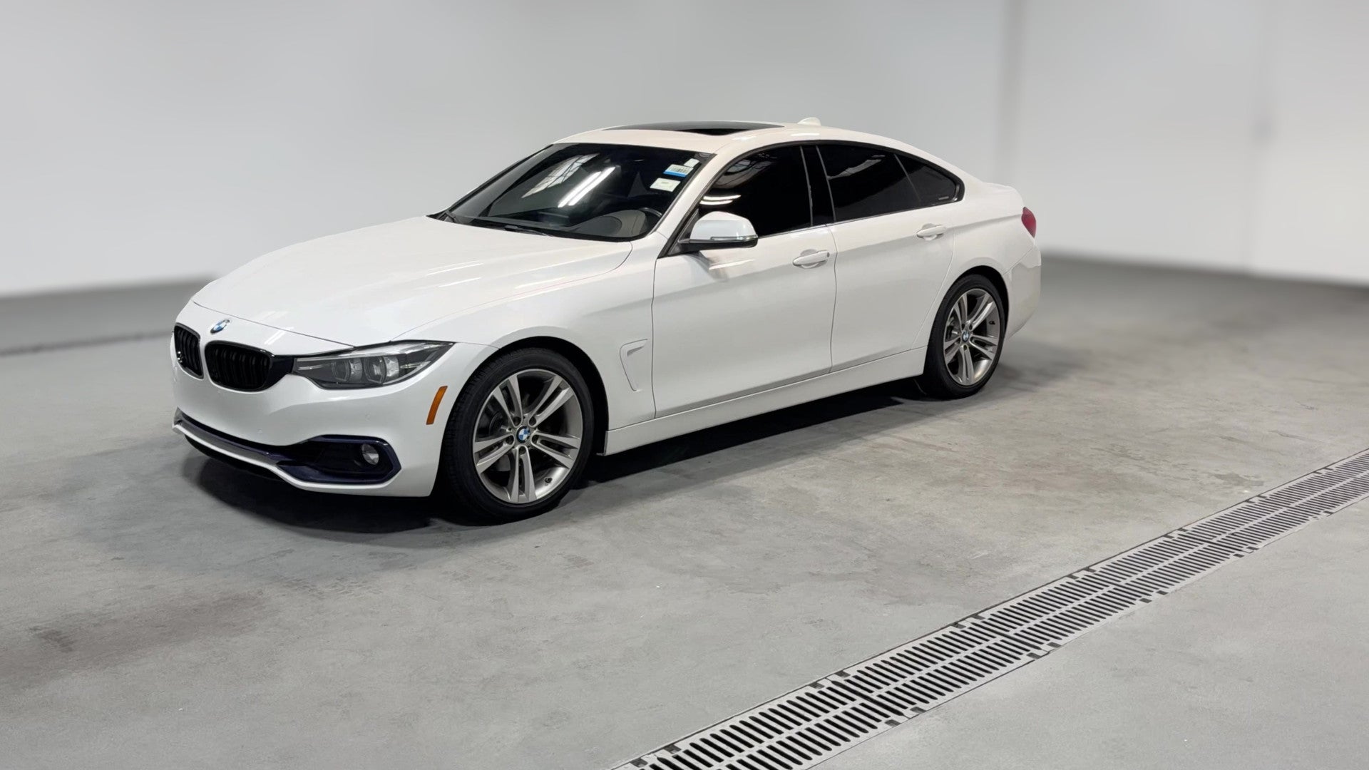 2018 BMW 4 Series vehicle photo