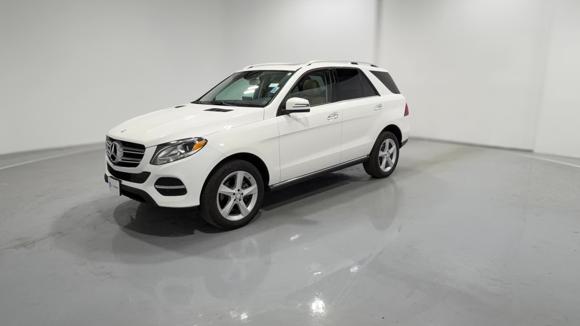2017 Mercedes-Benz GLE vehicle photo