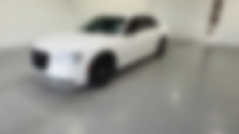 2020 Chrysler 300 vehicle photo