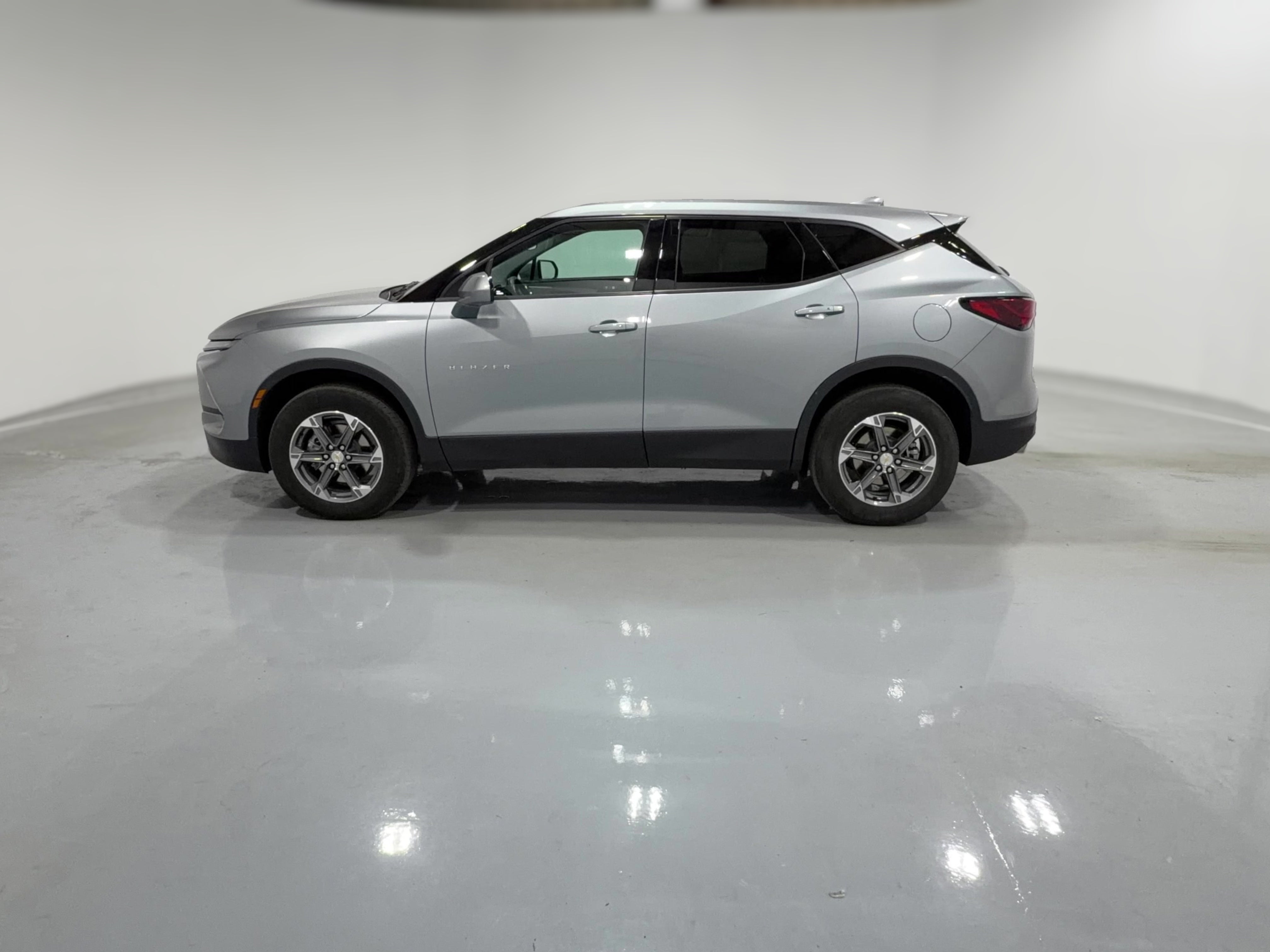2025 Chevrolet Blazer 2LT - Photo 29