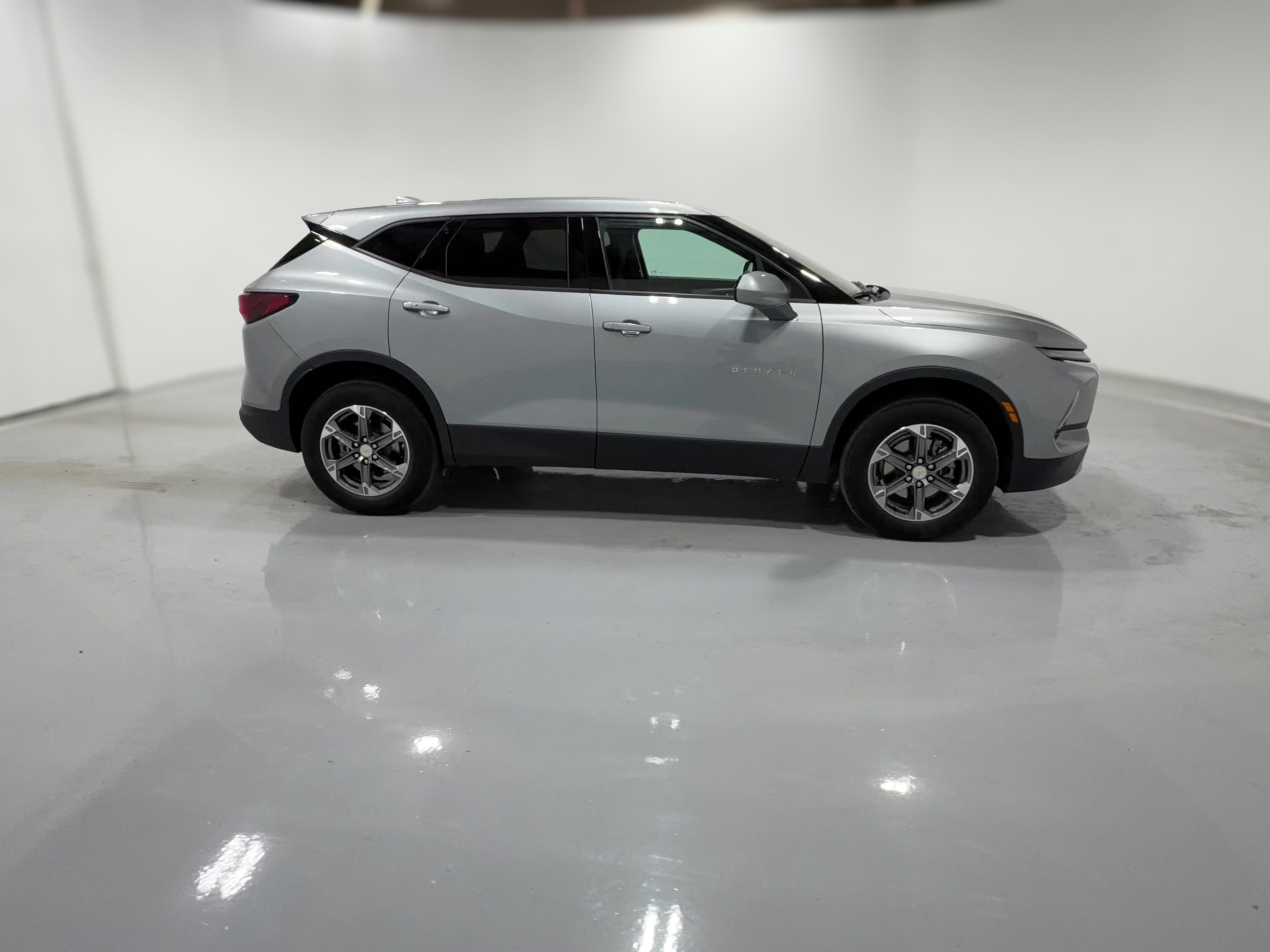 2025 Chevrolet Blazer 2LT - Photo 37