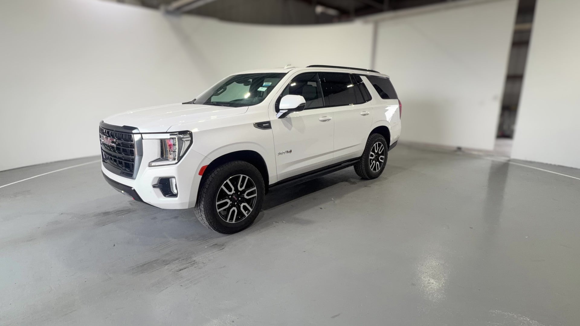 2024 GMC Yukon vehicle photo