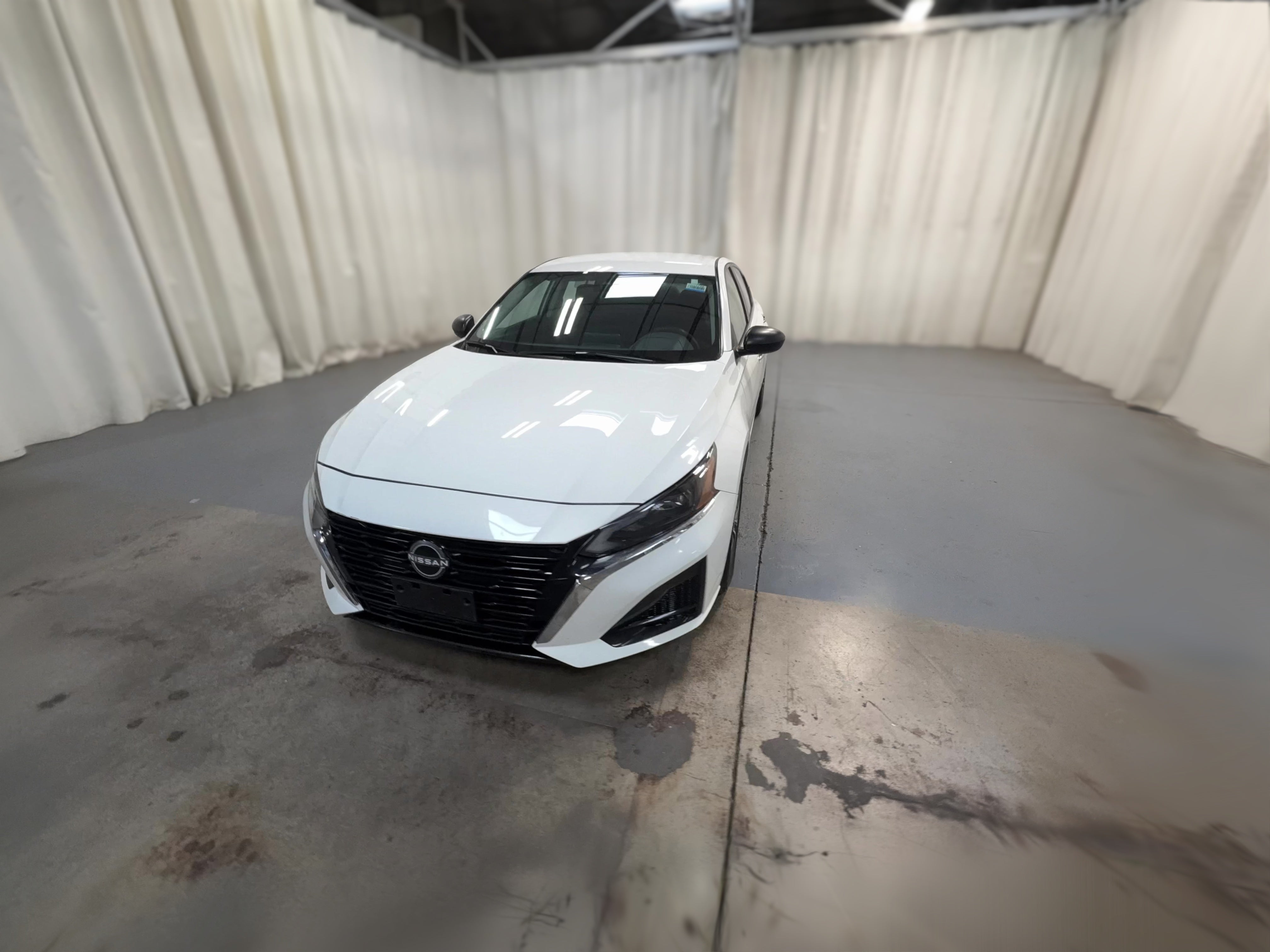 2025 Nissan Altima SV - Photo 22