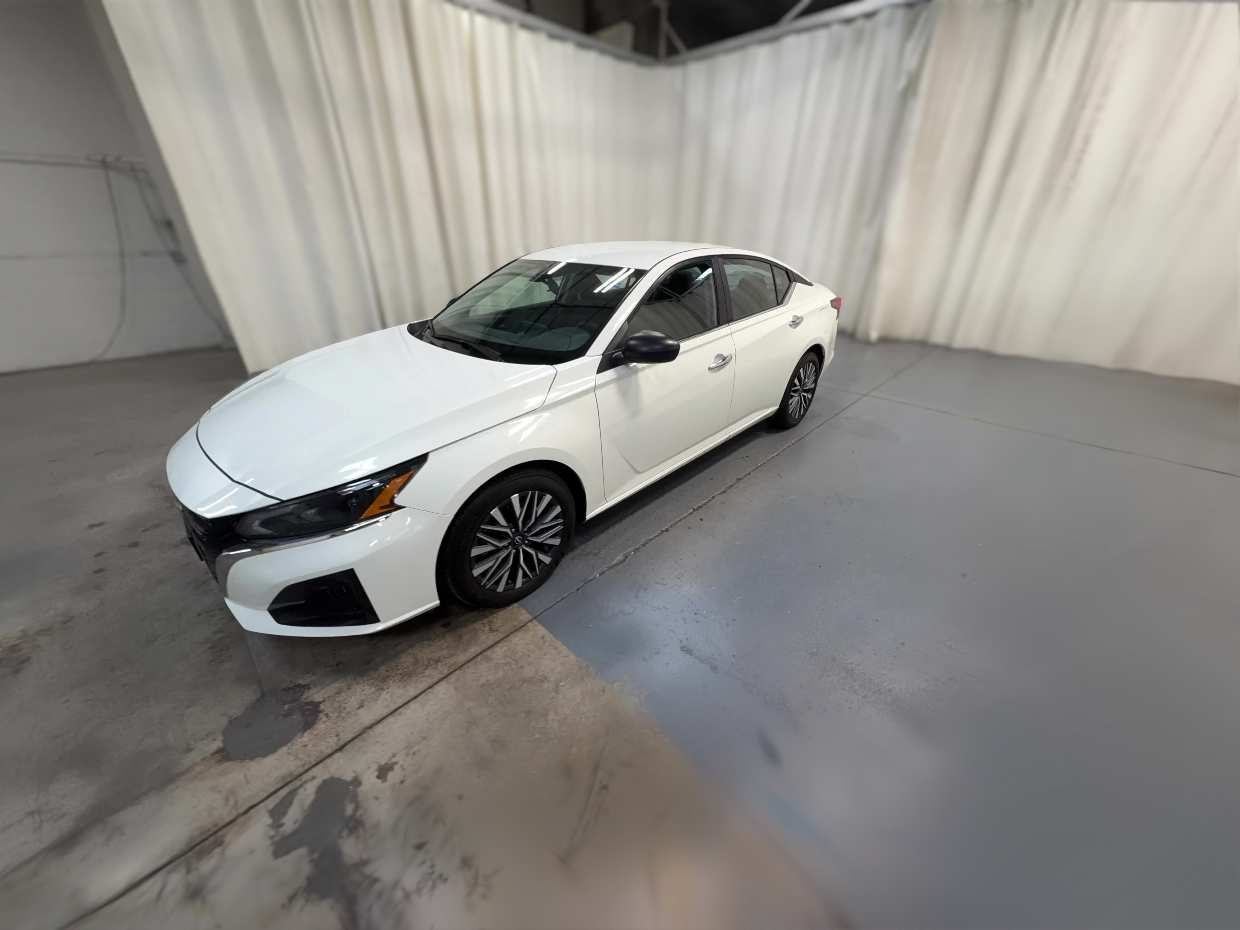 2025 Nissan Altima SV - Photo 23