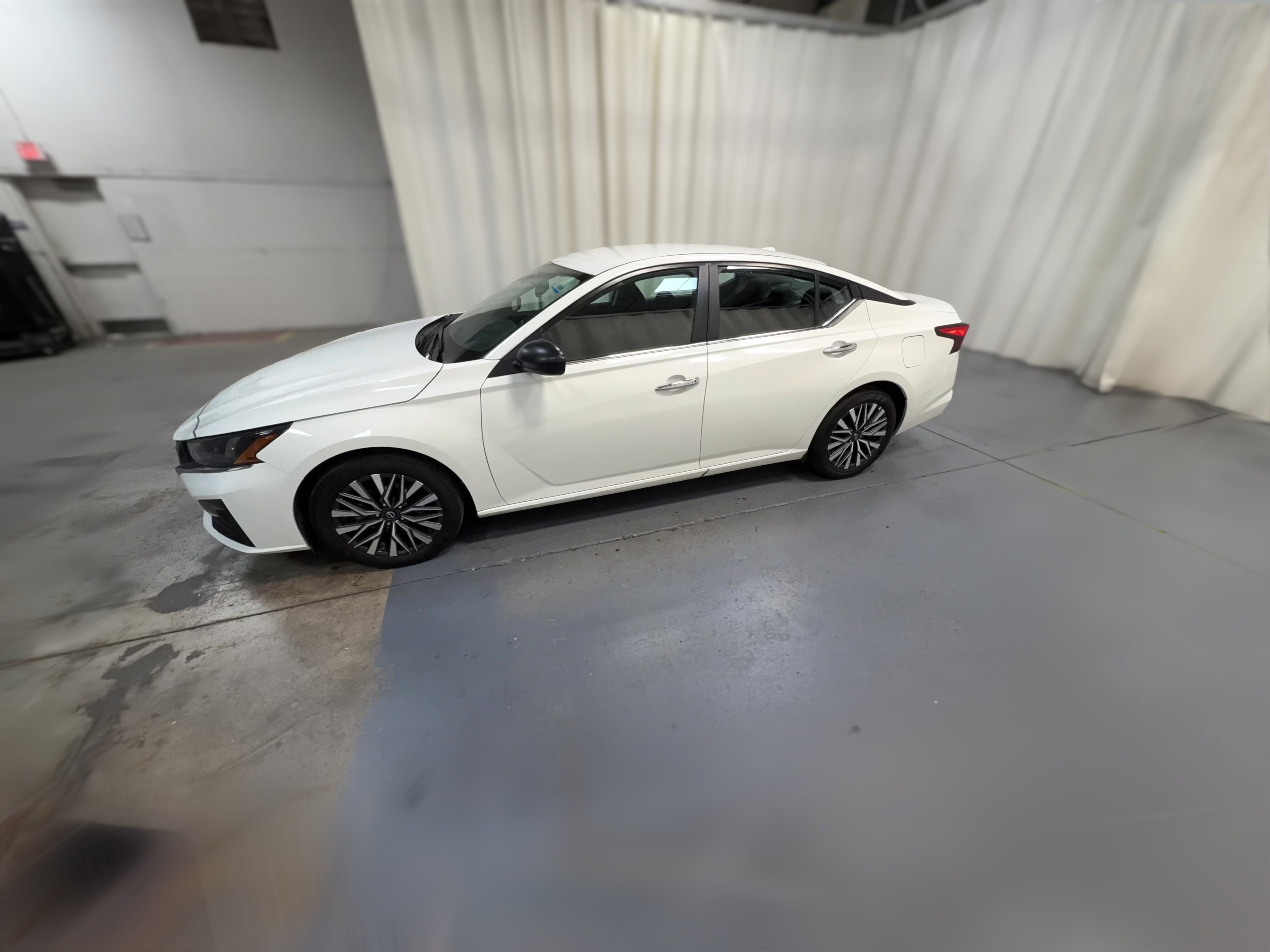 2025 Nissan Altima SV - Photo 24