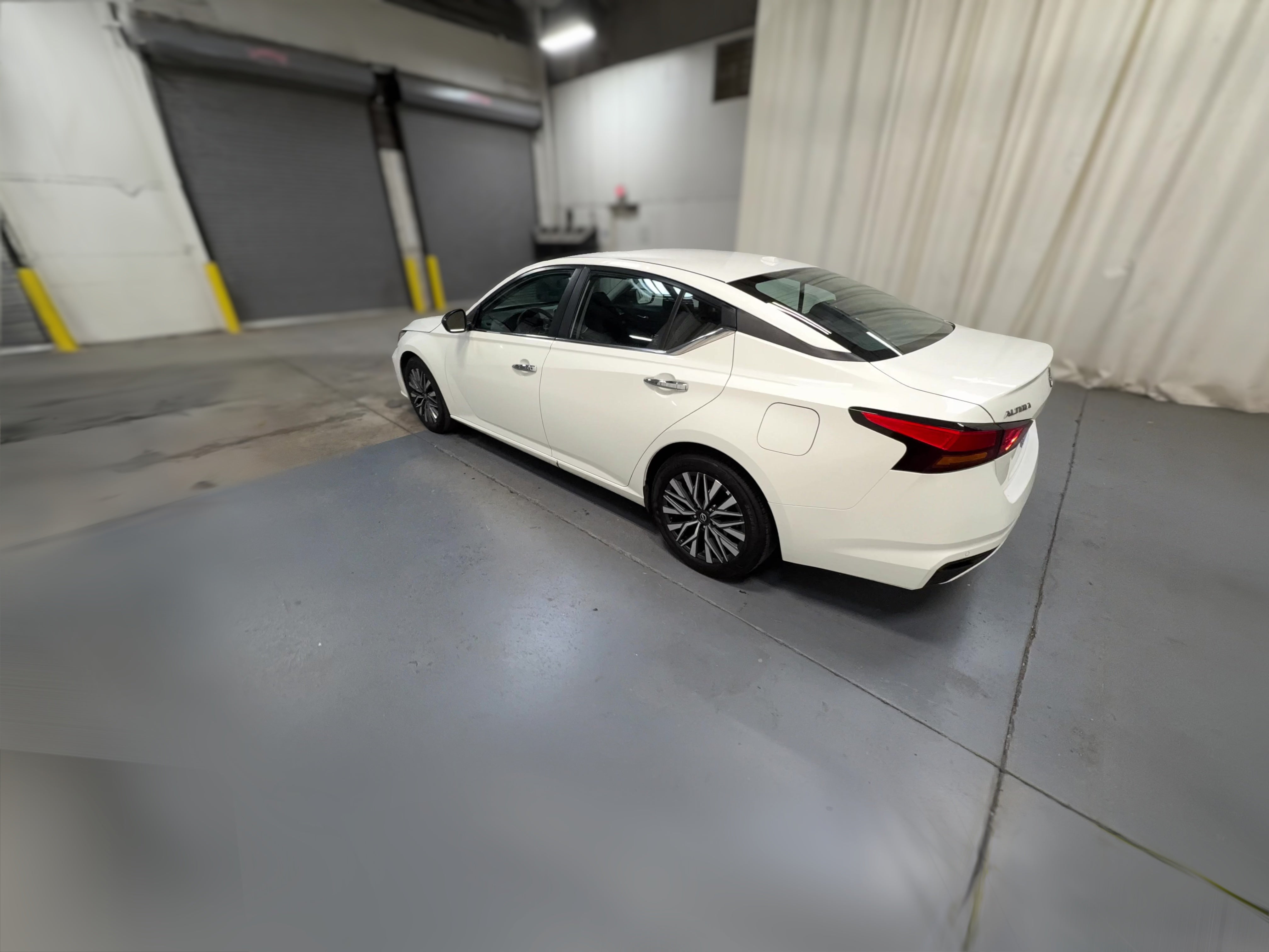 2025 Nissan Altima SV - Photo 27