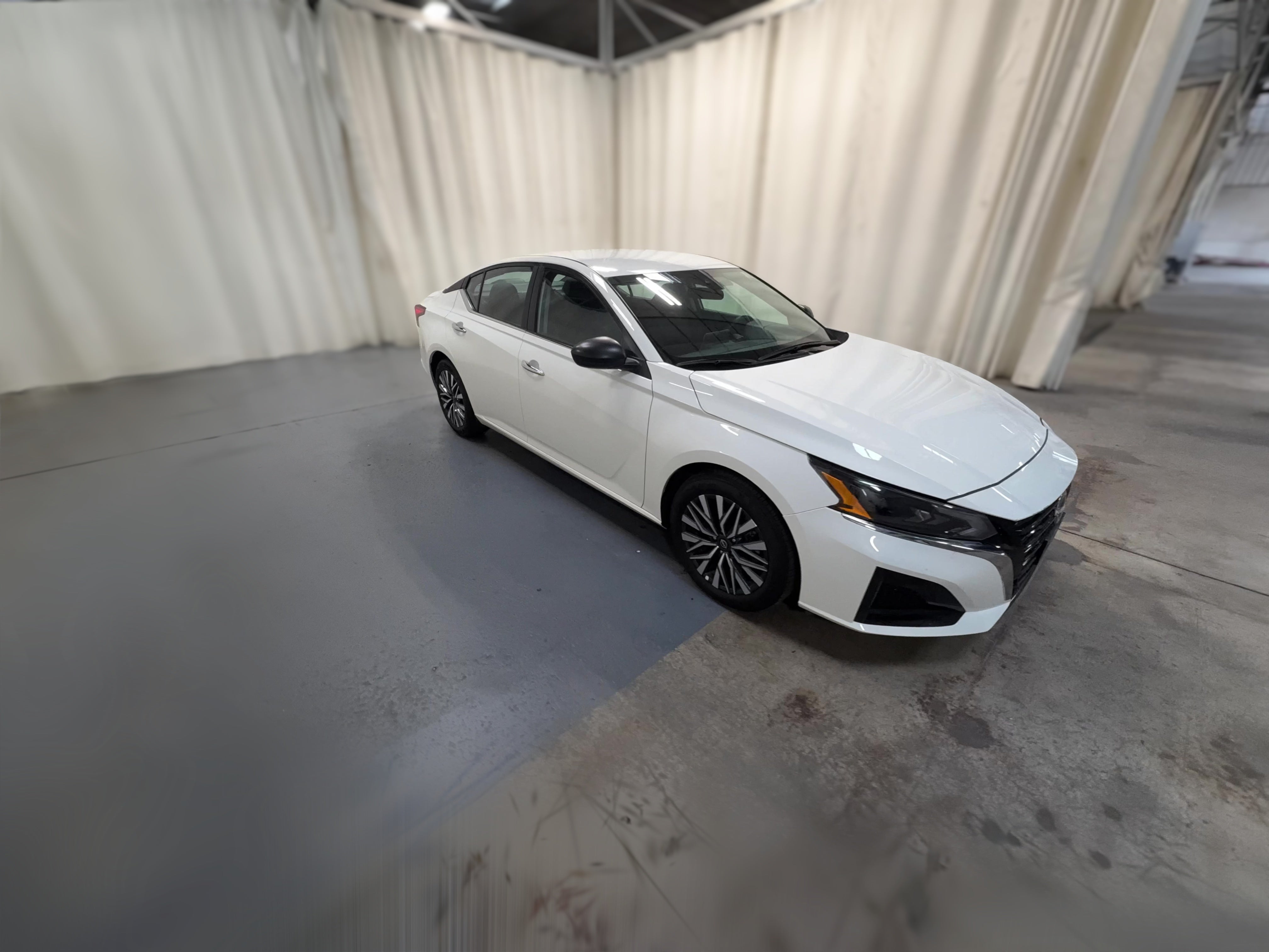 2025 Nissan Altima SV - Photo 35