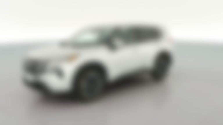 2025 Nissan Rogue vehicle photo